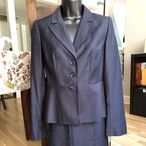 Women’s 2-Piece Skirt Set